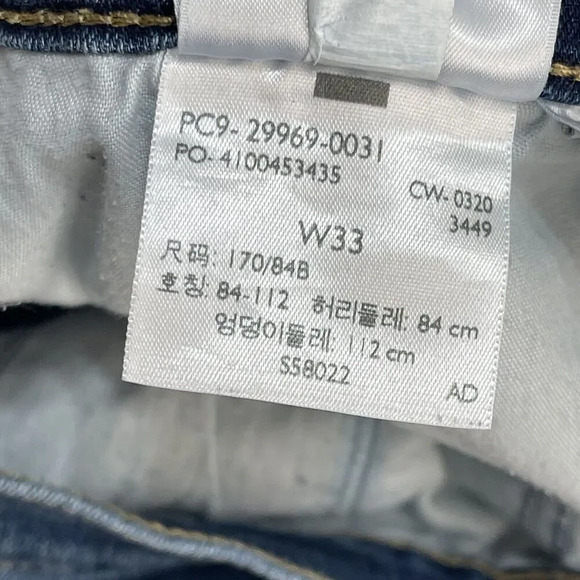 Levis Classic Mid Rise Stretch Bermuda Jean Shorts Size 33 Waist 35 - Picture 4 of 8